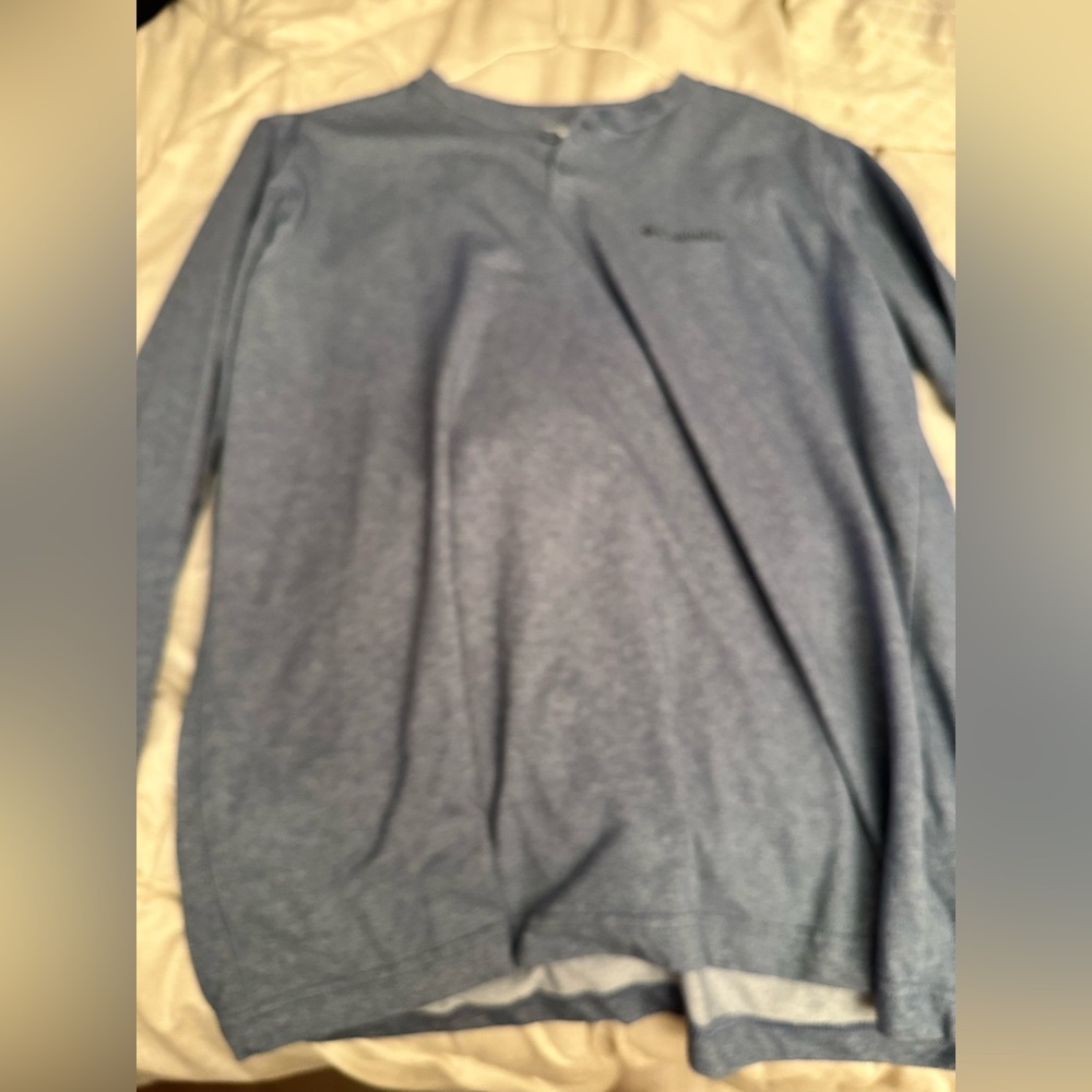 Columbia Sky Blue T-Shirt size L Men’s